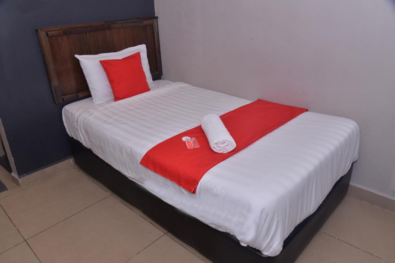Nice Stay Hotel Raub Εξωτερικό φωτογραφία